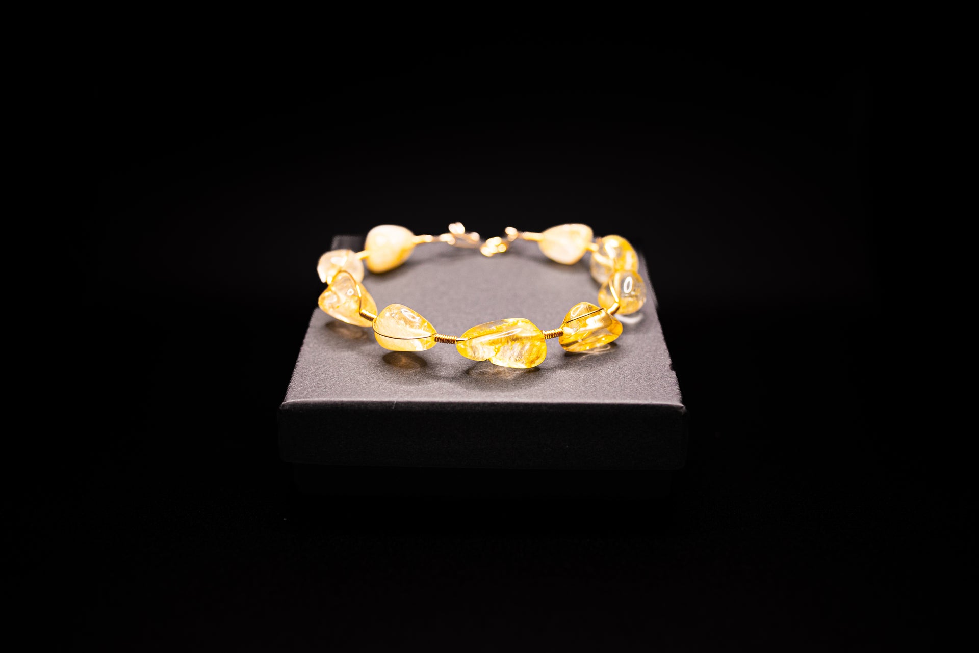 Radiate Confidence – Citrine Wire-Wrapped Bracelet